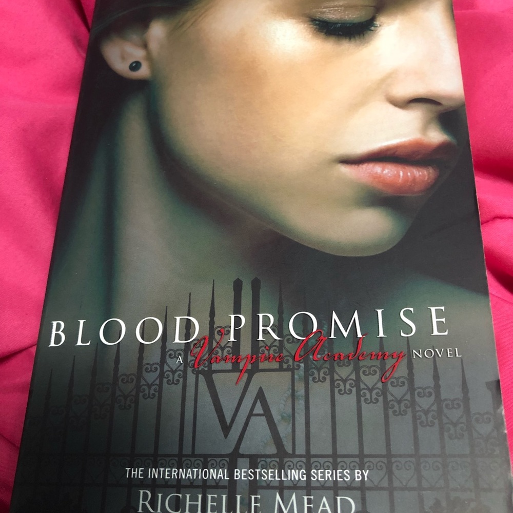 “Blood Promise” A VA novel by Richelle Mead